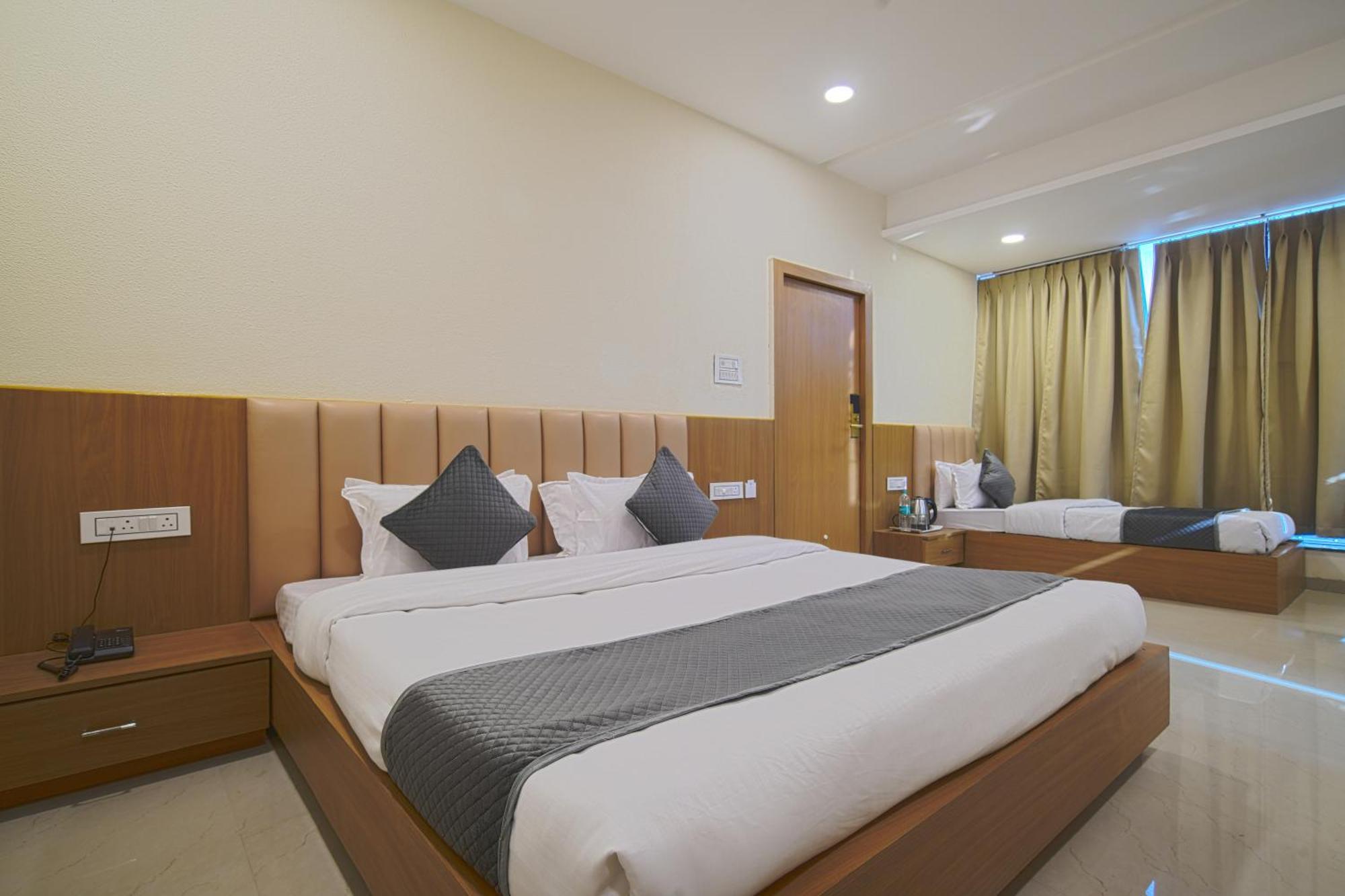 Hotel Shivlok Ujjain Zimmer foto
